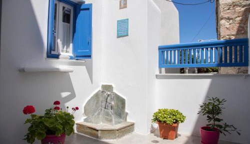 Apartment with Garden View