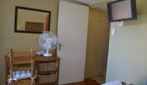 Double or Twin Room with Shower