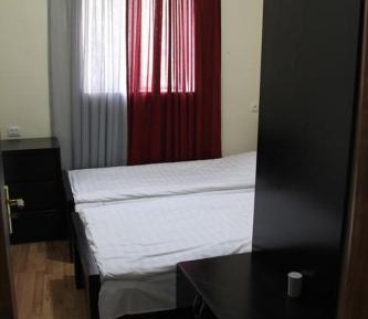 Twin Room with Mountain View