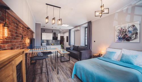 Studio Apartment