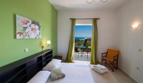 Studio Apartment with Sea View