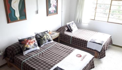 Twin Room with Mountain View