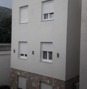 Mixed Dormitory Room