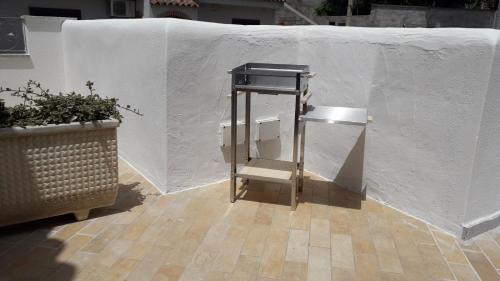 One-Bedroom Apartment with Terrace