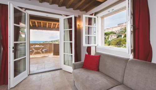 Suite with Sea View