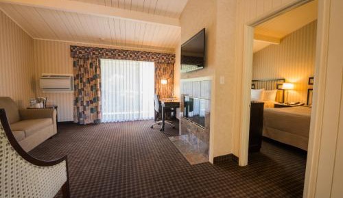 Double Bed Suite