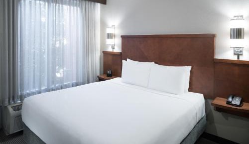 King Room with Sofa Bed - High Floor