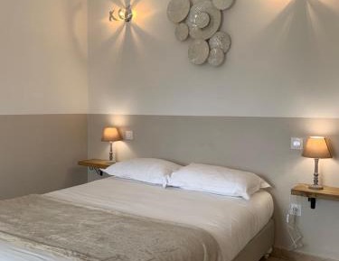 Double Room with Mountain View