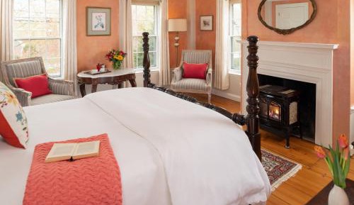 Queen Room 4