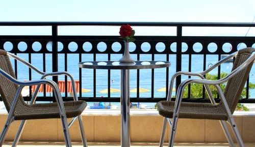 Triple Room with Sea View