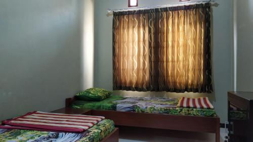 Standard Twin Room with Shared Bathroom