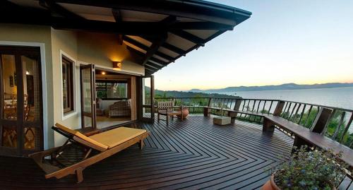 Chalet (4 Adults)