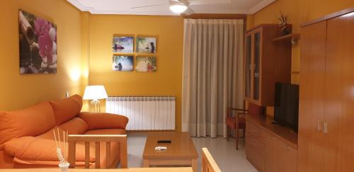 Deluxe Suite with Spa Bath