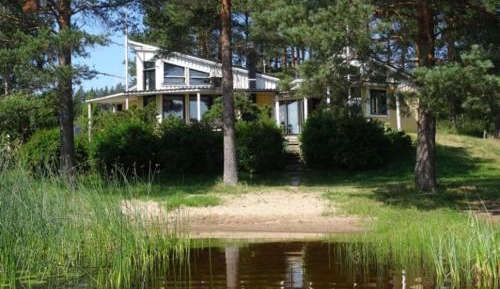 Villa with Garden View