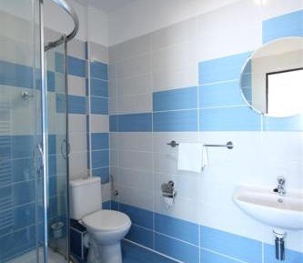 Twin Room with Bathroom