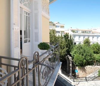 Executive Suite with Balcony