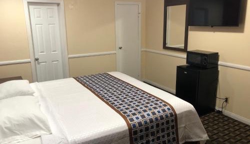Standard King Room