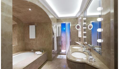 One-Bedroom Suite