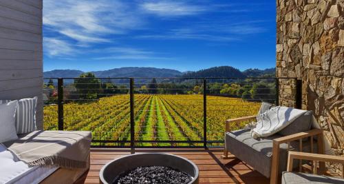 King Room with Balcony and Vineyard View - High Floor
