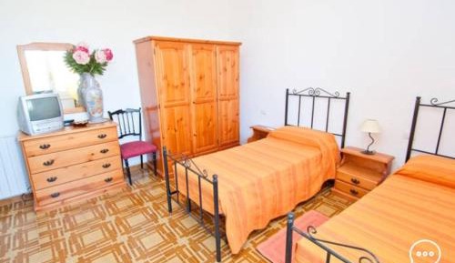 Double or Twin Room with Private Bathroom