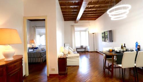 One-Bedroom Apartment with City View