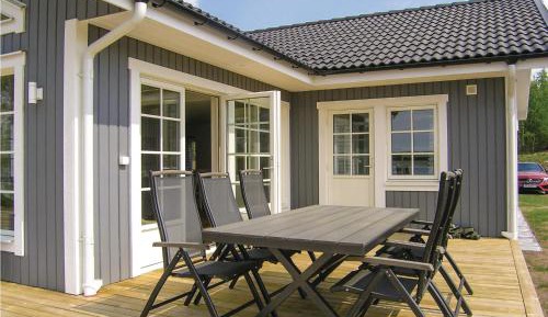 Three-Bedroom Holiday Home 