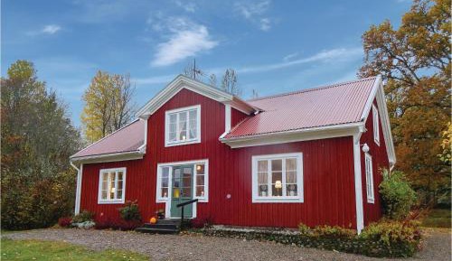 Two-Bedroom Holiday Home