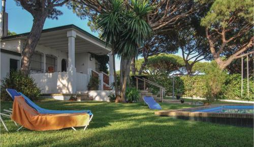 Four-Bedroom Holiday Home