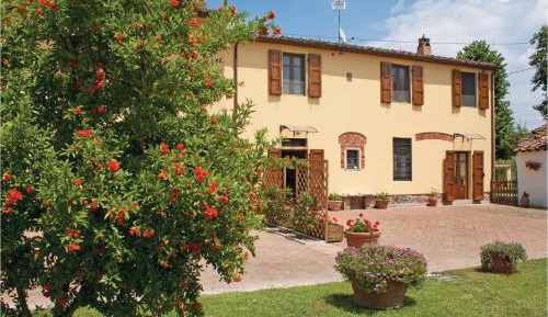 Four-Bedroom Holiday Home