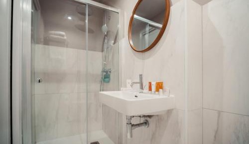 Deluxe Double or Twin Room with Maltese Balcony