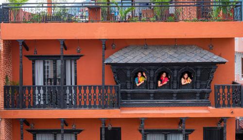 Honeymoon Suite - 20% off on Food & Beverage, Early check-in & Late check-out by 2 hours