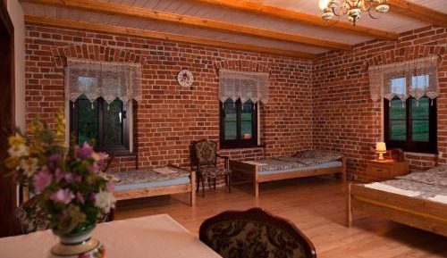 Quintuple Room
