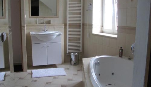 Deluxe Double Room with Extra Bed