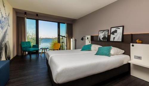 Comfort Double Room with Lake View