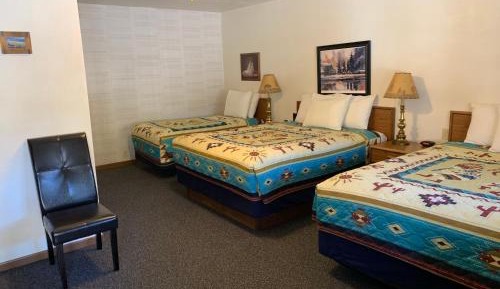 Deluxe Family Room