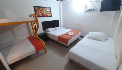 Family Room (5 Adults)
