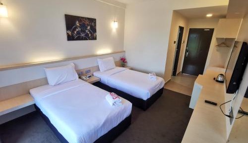 Twin Room with Mountain View
