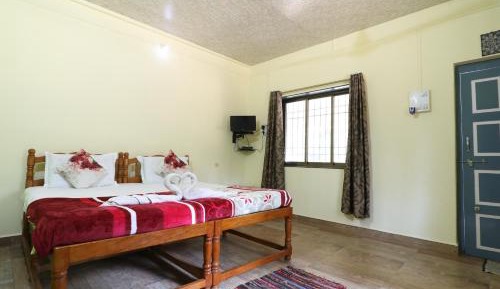 Standard Twin Room with Garden View