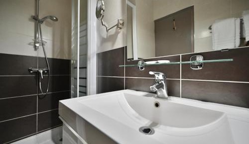 Comfort Double or Twin Room with Air-Conditioning