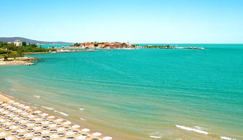 Deluxe Junior Suite with Terrace and Front Sea View 