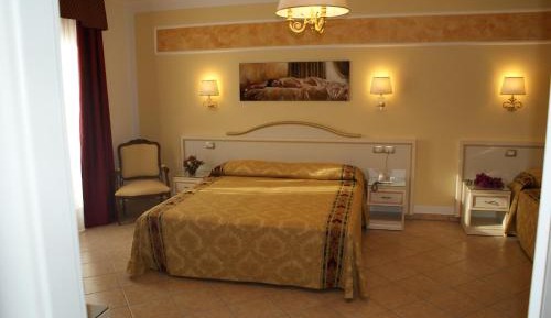 Junior Suite (3 Adults)