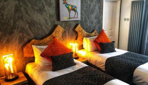 Standard Twin Room