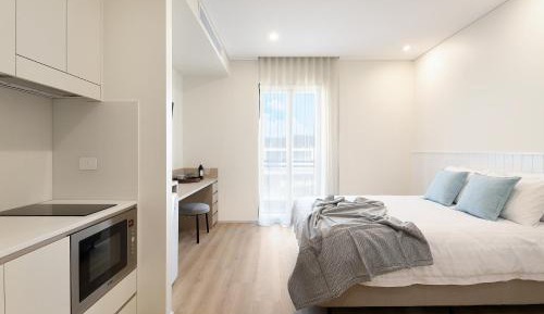 Queen Room with Kitchenette