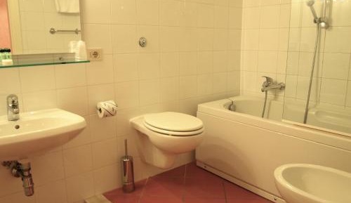 Double or Twin Room with City View