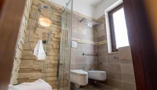 Large Double or Twin Room