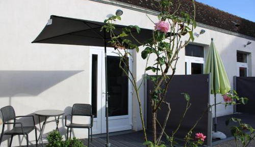 Studio with Garden View