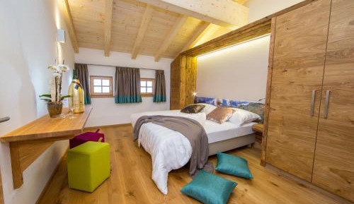Two-Bedroom Apartment with Balcony