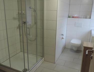 Single Room with Shared Shower and Toilet