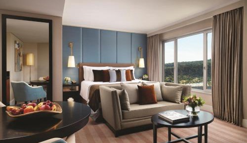 Junior Suite with Park View