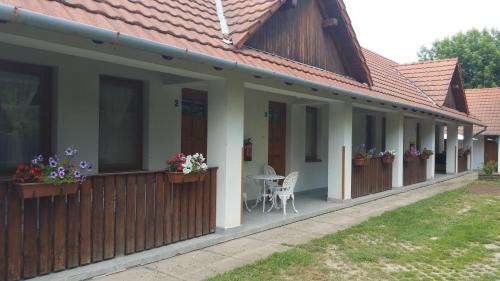 Double or Twin Room with Extra Bed